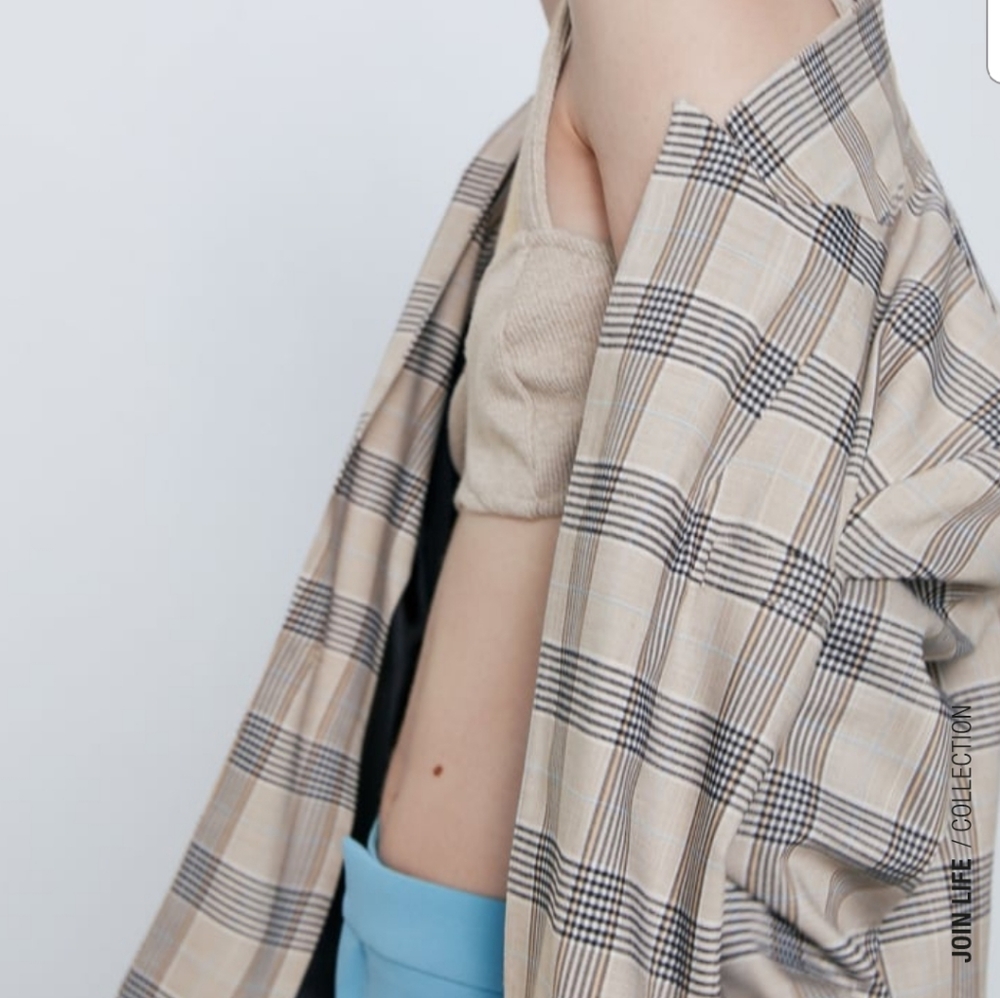 ZARA Plaid Blazer - Picture 2 of 6